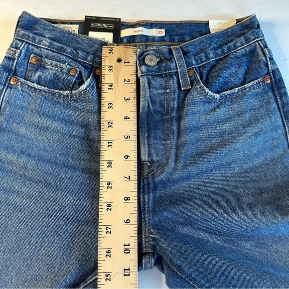 Levi’s Sz 25 “Big E” PREMIUM Wedgie Reproduction NWT - Picture 13 of 15